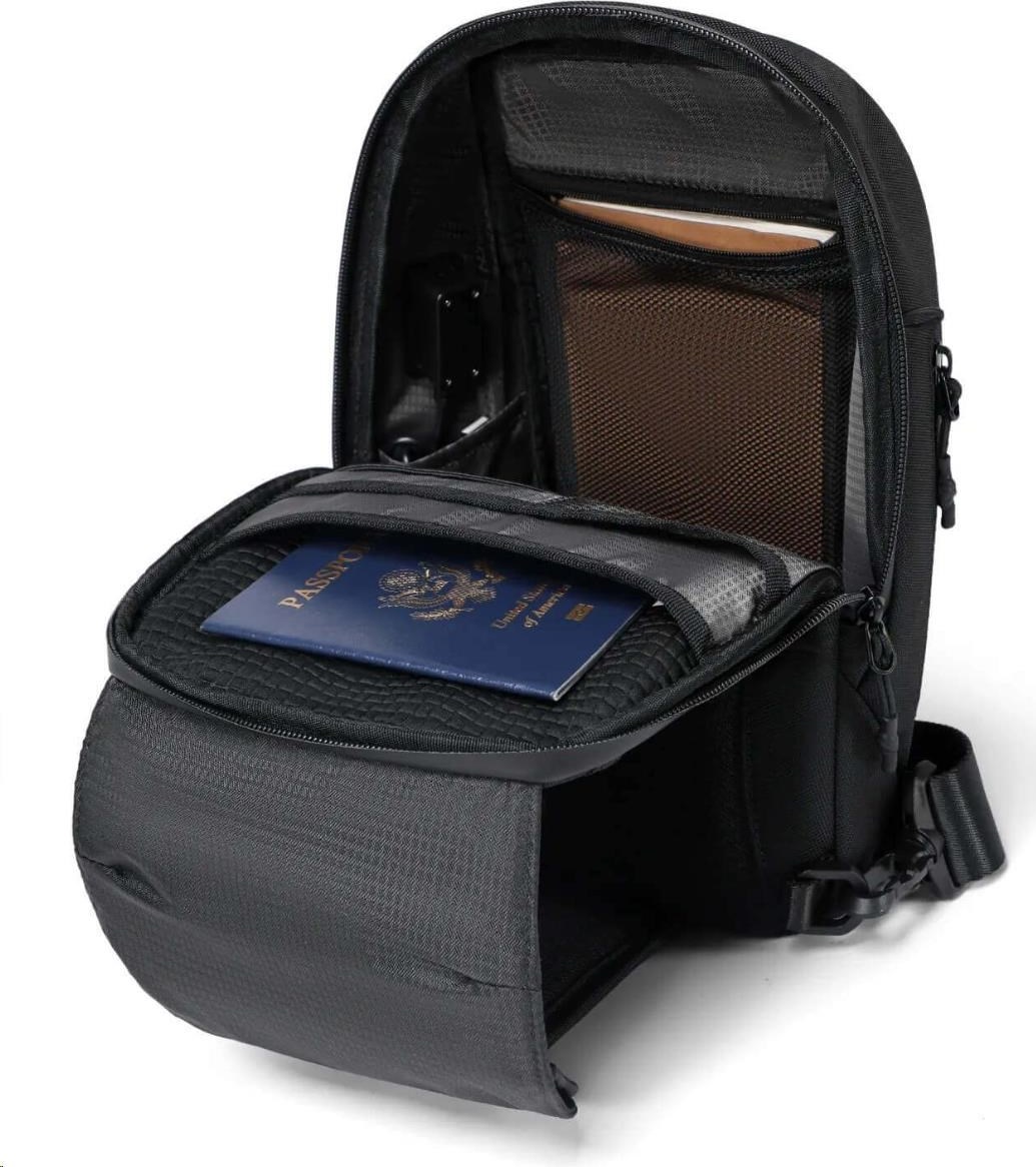 MYBALO ASTON
Perfektní volba pro minimalisty s dobrým vkusem

6 ikon:
- Nejtenčí batoh
- Elegantní
- Kapsa na notebook do 15,6"
- Kapsa na tablet do 9"
- Otevírání o 180 stupňů
- USB a USB-C port
- Drží tvar
- Voděodolný
- Skryté kapsy

Elegantní a