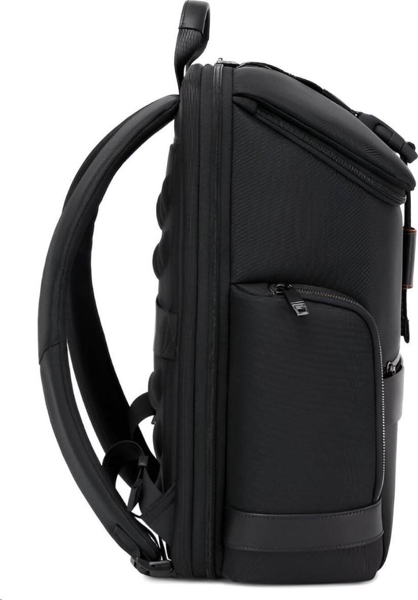 MYBALO ASTON
Perfektní volba pro minimalisty s dobrým vkusem

6 ikon:
- Nejtenčí batoh
- Elegantní
- Kapsa na notebook do 15,6"
- Kapsa na tablet do 9"
- Otevírání o 180 stupňů
- USB a USB-C port
- Drží tvar
- Voděodolný
- Skryté kapsy

Elegantní a