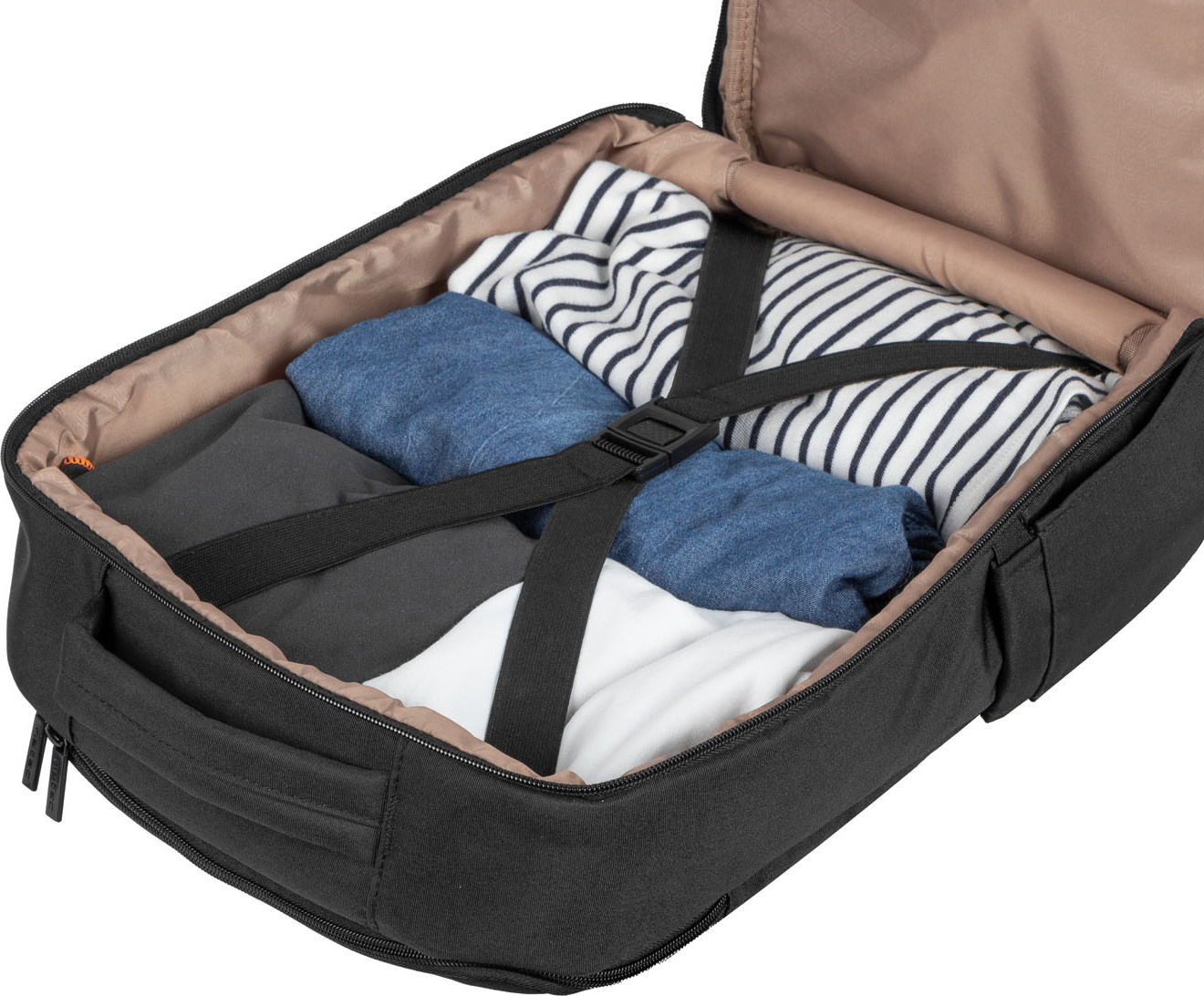 Batoh pro nb Natec CAMEL LIGHT 15.6", 19 L, černá