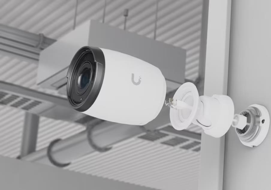Ubiquiti UBNT UVC-AI-Pro - UVC AI Professional kamera, 8MP - White