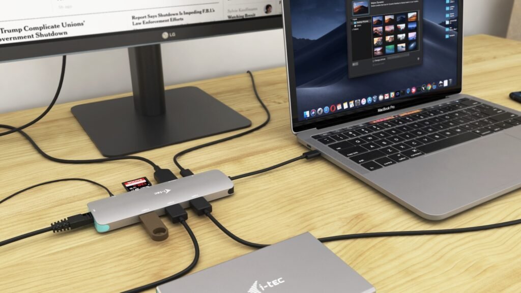 i-tec USB-C Metal Nano Docking Station 4K HDMI LAN with Power Delivery 100 W + Charger 100W