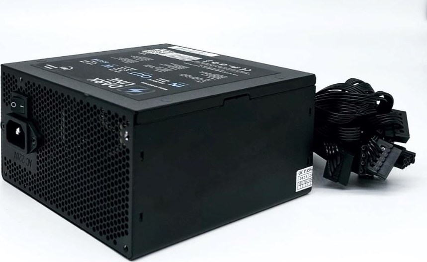 1stCOOL skříň Rainbow 4, Mid Tower, ATX, AU, Průhledná bočnice, 4x 120mm Fan, 650W, 88+, Černá