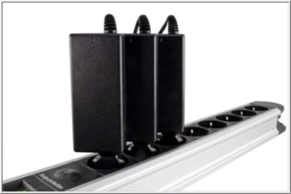 PremiumCord Adaptér CEE 7/7 na IEC C13 napětí 230V, 10A