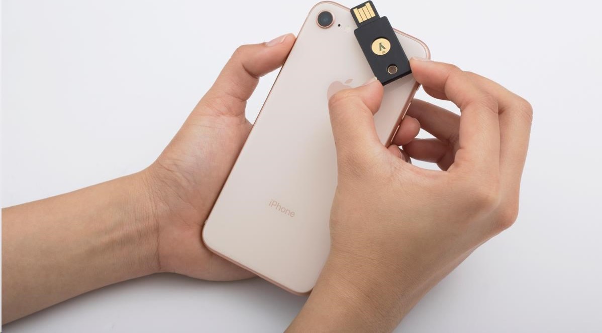 Yubico YubiKey 5 NFC FIPS - USB-A