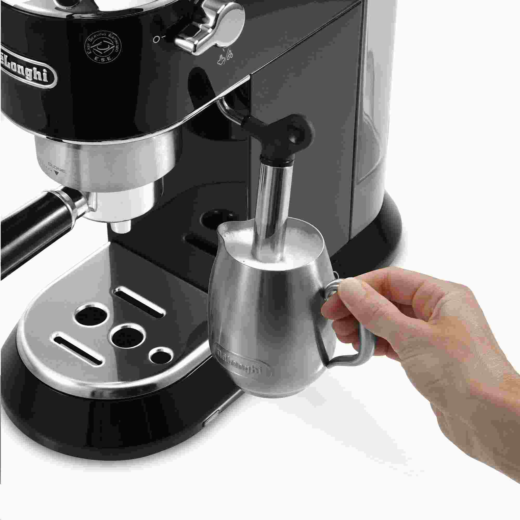 DeLonghi Dedica EC 685 BK pákové espresso