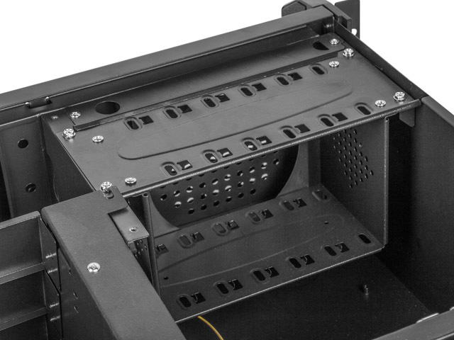 LANBERG SERVEROVÉ ŠASI PRO MONTÁŽ DO RACKU ATX 450/08 19"/4U