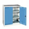 Ekonomická uzamykatelná skříň malá pro chemikálie, skříň: šedá - RAL 7035, dveře: modrá - RAL 5012, záchytná police: stříbrná - KOV SCH02 MO