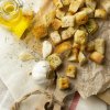 2326 18723 y10 croutons