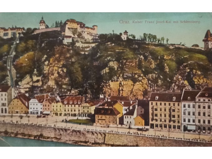 Graz. Kaiser Franz Josef-Kai mit Schlossberg.