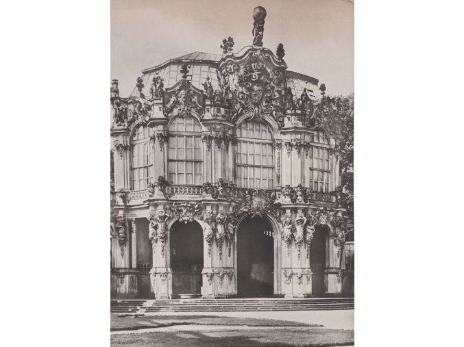 Wallpavillon