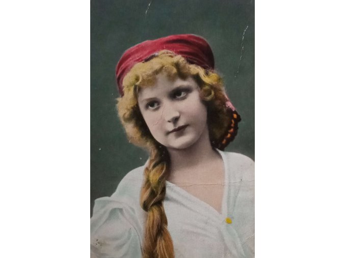 Dívka