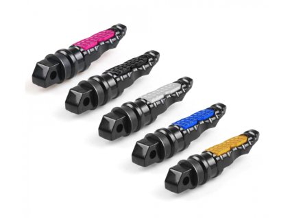 Luxusní stoupačky na nohy pro elektrické koloběžky.