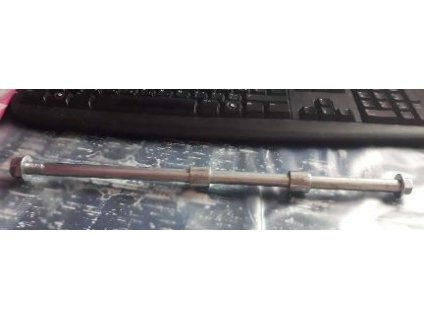 Šroub na přední kolo elektrické koloběžky