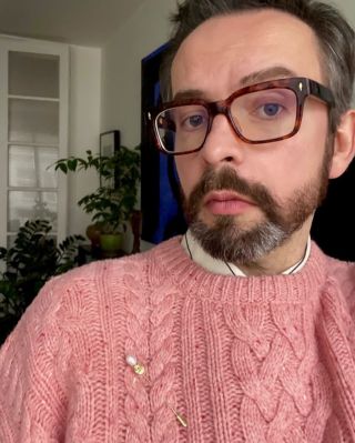 @marek.cpin a jeho špendlík Melolontha vulgaris s bílou perlou.