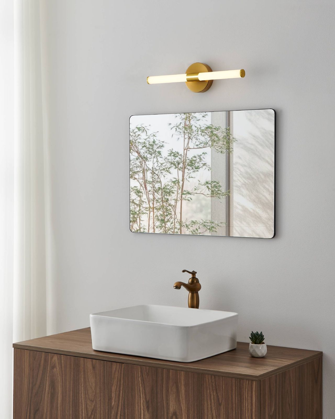 Kúpeľňové svietidlá rozžiaria váš deň hneď od rána