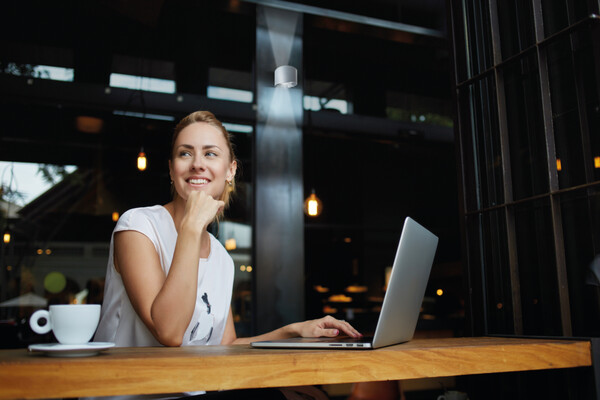 Máte záhradu? A máte v nej vonkajšie svietidlá?