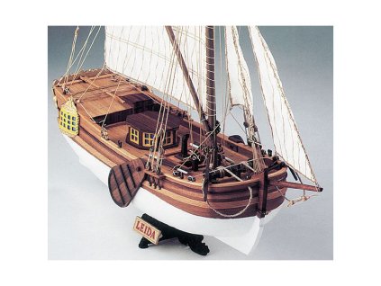 COREL Leida rybářská loď 1:64 kit - KR-20157