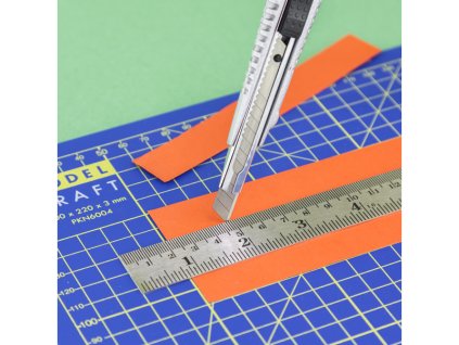 Modelcraft zalamovací kovový nůž s 10 čepelemi 9x0.3mm - SH-PKN1900