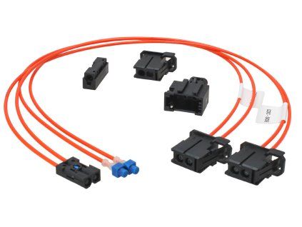 Sada optickych kabelu