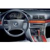 BMW 5 E39 interier s OEM autoradiem 3