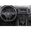 VW Sharan II 7N 2015 interier 3