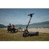 Ninebot Max G3 E Lifestyle picture couple sitting beach
