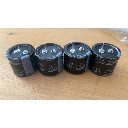 1408 kondenzator samsung 2200 micro f 63v 10 ks