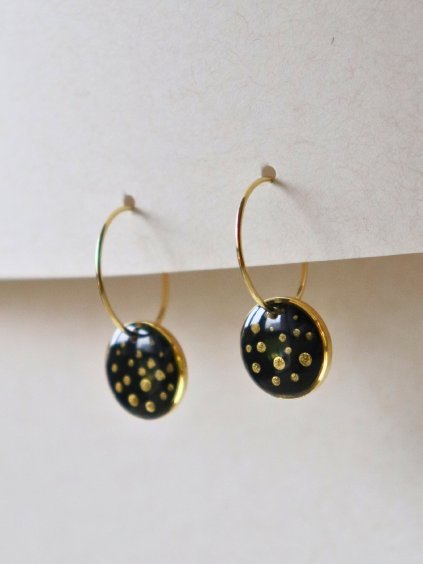 Malé visací náušnice - černá a zlatá puntíky