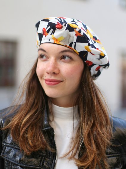 Oboustranný baret z bavlny - černá vzor