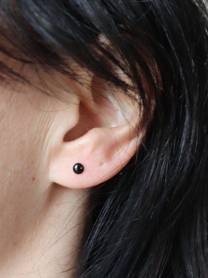 Mini pecky - černá a stříbrná bez motivu 0,4 cm