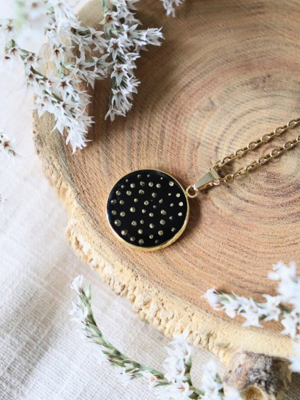 Náhrdelník větší - černá a zlatá puntíky