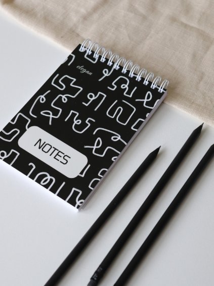 Malý notes A6 - černá Počmáraná