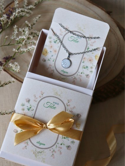 Dárkový balíček - náhrdelník stříbrná a bílá puntíky