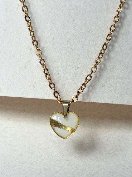 Náhrdelník srdíčko - bílá a zlatá čárka