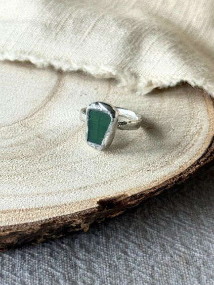 Cínový prsten - zelená vel. 48