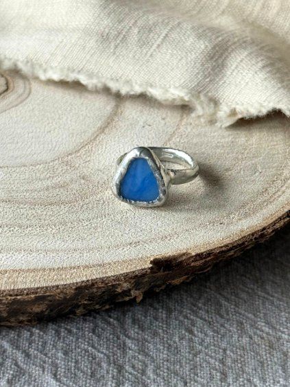 Cínový prsten - modrá vel. 48