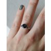 Mini prsten 8 mm - černá a stříbrná puntíky