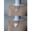 Náhrdelník - trojúhelník bílá Počmaraná