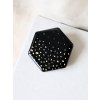 Brož - hexagon černá zlaté puntíky