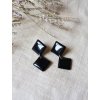 Visací náušnice - 2 kosočtverce černá