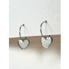 Malé visací náušnice srdíčko - bílá a stříbrná puntíky