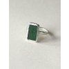 Cínový prsten - zelená obdélník vel. 66