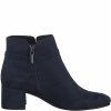 Semišové tmavě modré kotníkové boty Tamaris