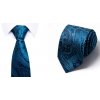 modra vzorovana kravata elegantni kapesnicek
