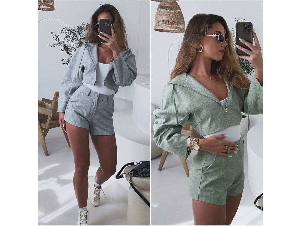 56B82590 5FEB 4AAD 9664 15971EED0E81