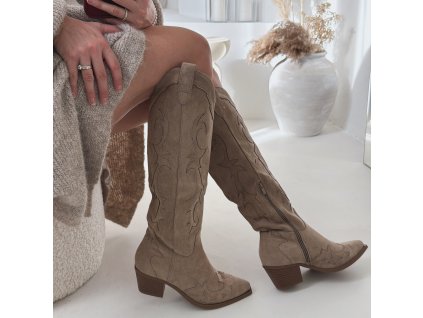 804D0610 73D0 43D4 9AFB F8D073EE6A7C