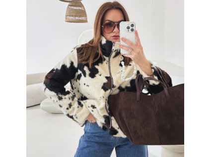 0AF1F441 E520 4E85 BA5B A2FB2721D258