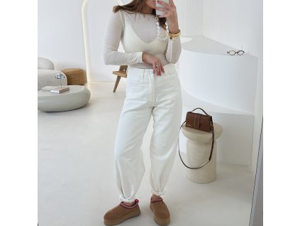 32DECDBA 7F6D 4EE6 88B9 FC4B29368564