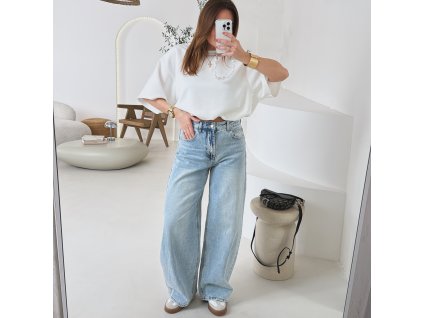 352CF910 C990 4E37 B4FA 7AF208991C0C