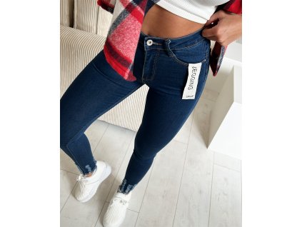 C91B1415 C131 40A4 9245 DE812CFE275B